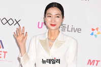 [포토] 배우 김주령 '순백의 여신'