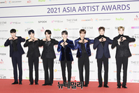 [포토] 2021AAA 블리처스, 포커스상 수상 "여러분 사랑해요"