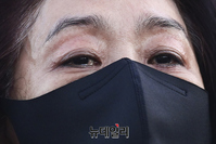 [포토] 이재명 규탄집회에 등장한 배우 김부선