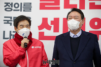 [포토] 호남 현역 무소속 이용호 의원, 국민의힘 입당