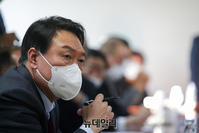 [포토] 재경광주전남향우회 초청 간담회 참석한 윤석열