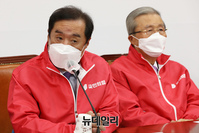 [포토] 선대위 참석한 김병준 국민의힘 상임선거대책위원장