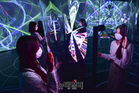 [포토] '한국의 신비로운 12가지 이야기' 개최... 도깨비 불 만나다