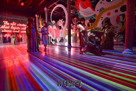 [포토] 미디어로 재해석 된 '돌과 나무에서 시작된 이야기'