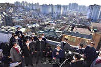 [포토] 강북 미아 재건축정비구역 찾은 윤석열-오세훈