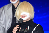 [포토] 예능 '부캐전성시대' 출연하는 신정환, 얼굴 가리고 등장