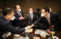 [포토] 후보전략자문위원회 오찬 참석한 윤석열 후보