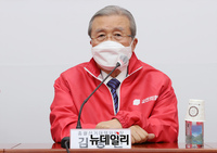 [포토] 발언하는 김종인 국민의힘 총괄선대위원장