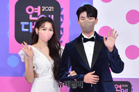 [포토] KBS연예대상 이은혜·노지훈 "아름다운 밤이에요"