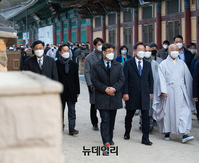 [포토] 통도사 찾은 이재명 민주당 대선후보