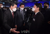 [포토] 2022년 경제계 신년인사회 참석한 안철수 대표