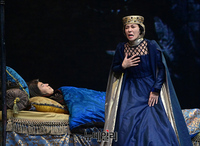 [포토] 엘리자베스 왕비로 연극 무대 오른 장영남