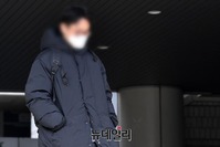 [포토] 오전 공판 마친 정민용 변호사