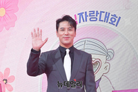 [포토] 장민호 '주접이 풍년' 환영해요