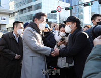 [포토] 연남동 찾은 이재명 민주당 대선후보