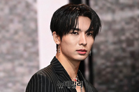 [포토] 펜타곤 유토, 날카로운 시선