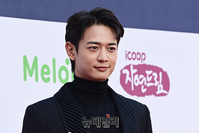 [포토] '가온차트 뮤직 어워즈' 민호, 자연스러운 미소