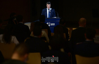 [포토] 홀로코스트 희생자 추모하는 아키바 토르 주한이스라엘 대사