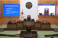 [포토] 서울시의회 본회의 개회사하는 김인호 의장