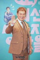 [포토] 배우 김갑수, 티빙 오리지널 '아직 최선을'로 안방 복귀