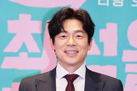 [포토] 배우 이승준 "티빙 '아직 최선을'서 만나요"