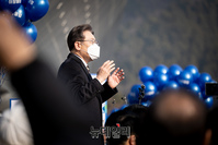 [포토] 즉석연설 하는 이재명 민주당 대선 후보