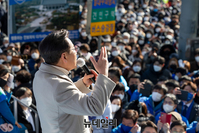 [포토] 충남 천안서 지지호소하는 이재명 대선후보