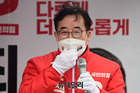 [포토] 최재형 지지호소하는 박성중 서울시당위원장