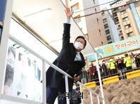 [포토] 신림 도림천 찾은 이재명 민주당 대선후보