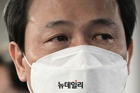 [포토] 선대위 해단식서 눈시울 붉힌 우상호