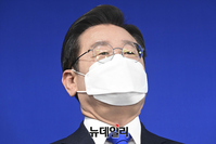 [포토] 이재명, 더불어민주당 선대위 해단식 참석