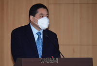 [포토] 대선 불공정방송 토론회, 인사말 하는 박대출 의원