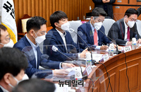 [포토] 국민의힘 시도당위원장 연석회의 참석한 이준석 대표