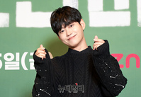 [포토] 배우 한세진 '귀엽둥이 하트'