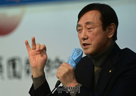 [포토] 서울시교육감 예비후보에게 듣는다, 발언하는 최명복