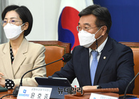 [포토] 발언하는 윤호중 민주당 공동비상대책위원장