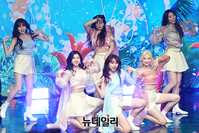 [포토] '아일리원' 첫 앨범 '사랑아 피어라' 4일 공개