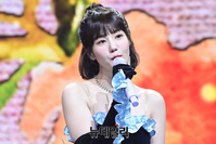 [포토] '컬러' 권은비, 신이 내린 목소리