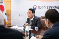 [포토] 인수위 간사단 회의 주재하는 윤석열