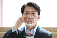 [포토] 어린이집 방문한 안철수 인수위원장