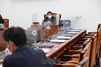 [포토] 반쪽짜리 언론미디어 제도개선 특별위원회