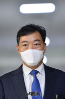 [포토] 법안심사소위로 이동하는 김오수 검찰총장