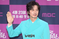 [포토] '지금부터 쇼타임' 정준호, 짙은 잘생김