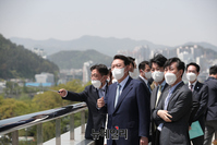 [포토] '부산 도시첨단산업단지' 찾은 윤석열 당선인