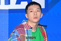 [포토] 'FIFA 패션' 우원재, 그윽한 시선