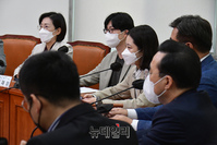 [포토] 발언하는 박지현 민주당 공동비상대책위원장