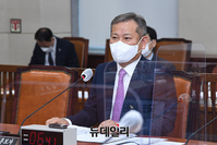 [포토] 질문에 답하는 이상민 행정안전부 장관 후보자