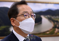 [포토] 모두발언 하는 조승환 해양수산부 장관 후보자