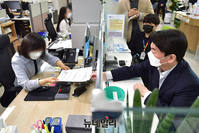 [포토] 전입 신고하는 안철수