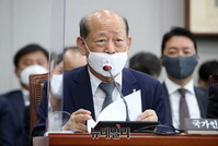 [포토] 국회 출석한 송두환 국가인권위원장